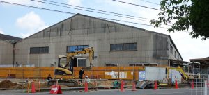 南側より20160819ぎゅーとらラブリー伊賀西明寺店周辺 (17)